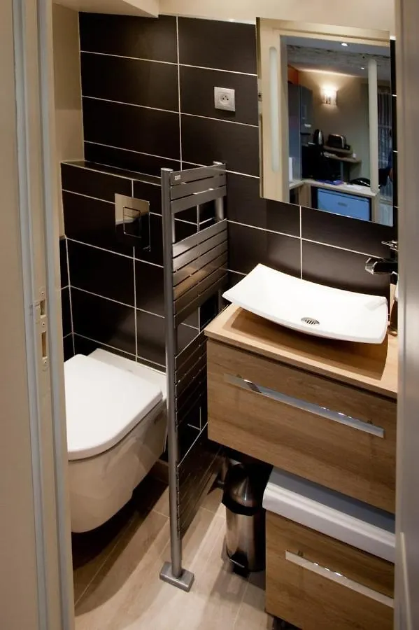 Very Nice Studio Ideal For 2 Near The Halles Avignon