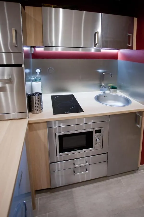 Very Nice Studio Ideal For 2 Near The Halles Avignon Apartment